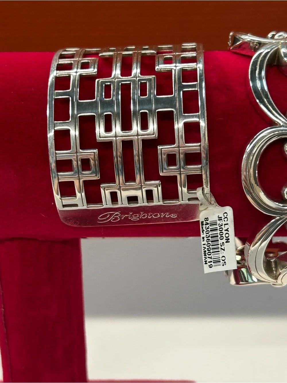 NWT Set of 2 Brighton silver plated cuffs. Toledo and Christo Lyon. Stunning!